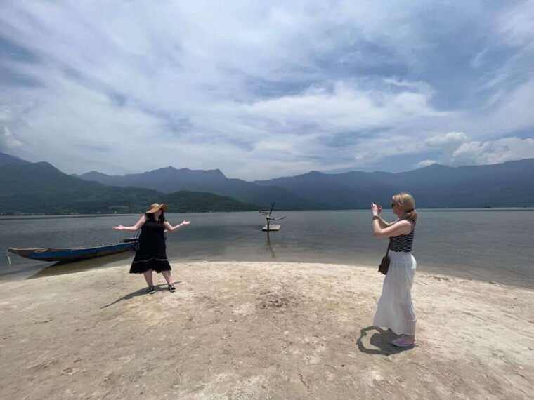 hoi-an-private-car-to-hue-via-hai-van-pass-and-sighseeings