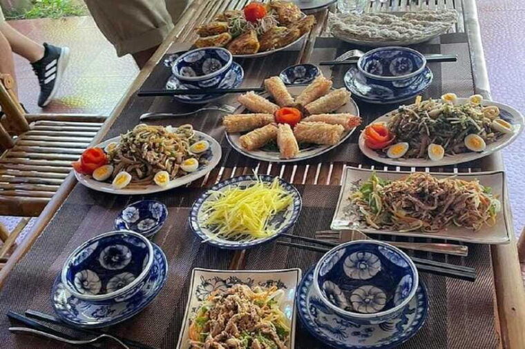 hoi-an-private-cooking-class-coracle-tour-fishing-crabbing
