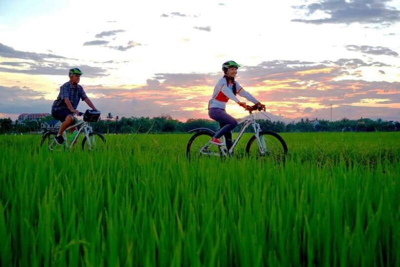 hoi-an-private-evening-food-tour-by-bike