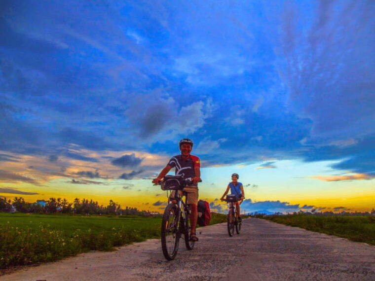 hoi-an-private-evening-food-tour-by-bike