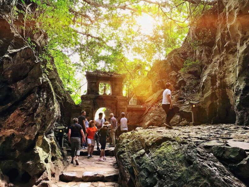 hoi-an-secrets-of-the-marble-mountains-linh-ung-pagoda