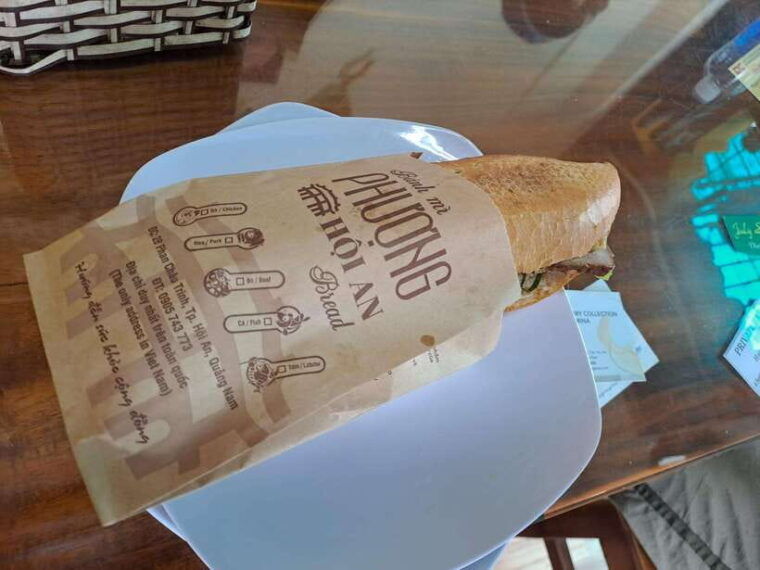 hoi-an-street-food-night-market-and-boat-ride