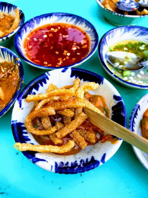 hoi-an-street-food-tour-by-motorbike