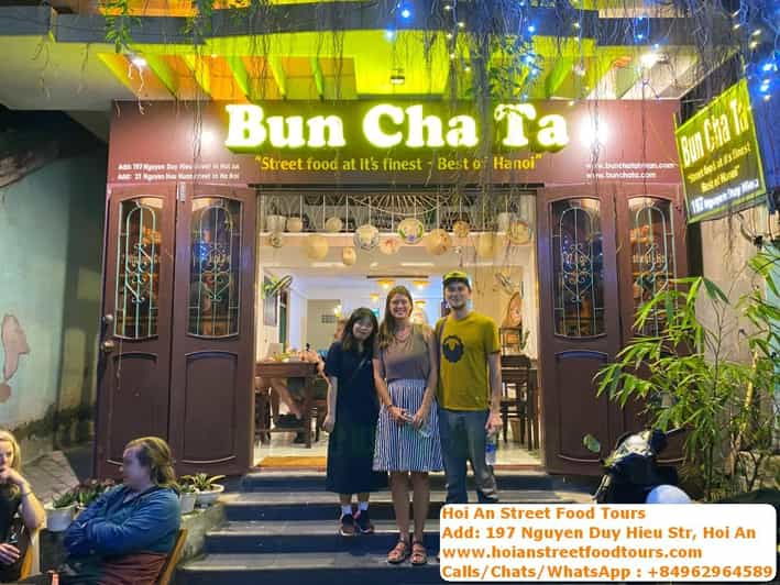 hoi-an-street-food-walking-tour-with-tastings