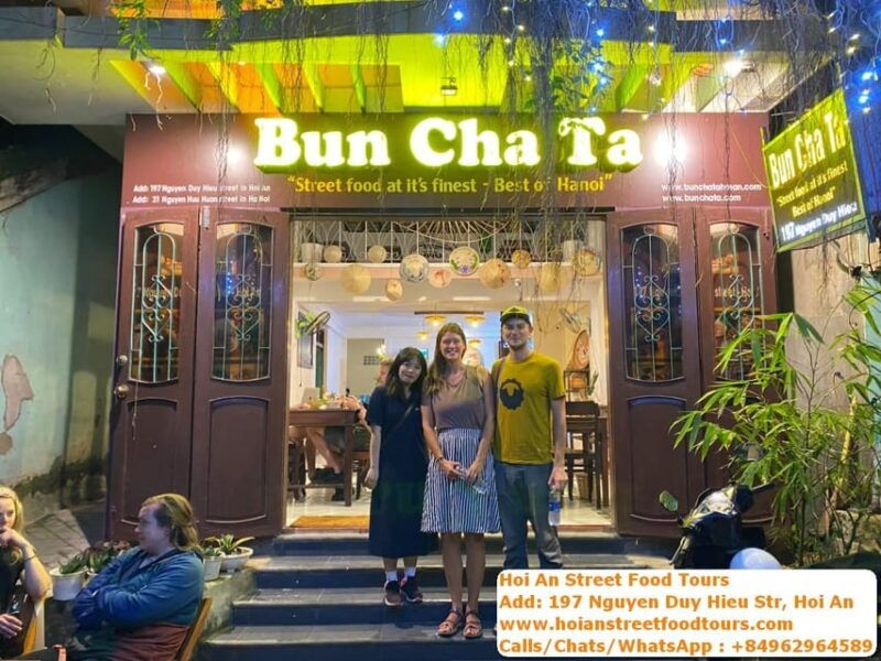 hoi-an-street-food-walking-tour-with-tastings