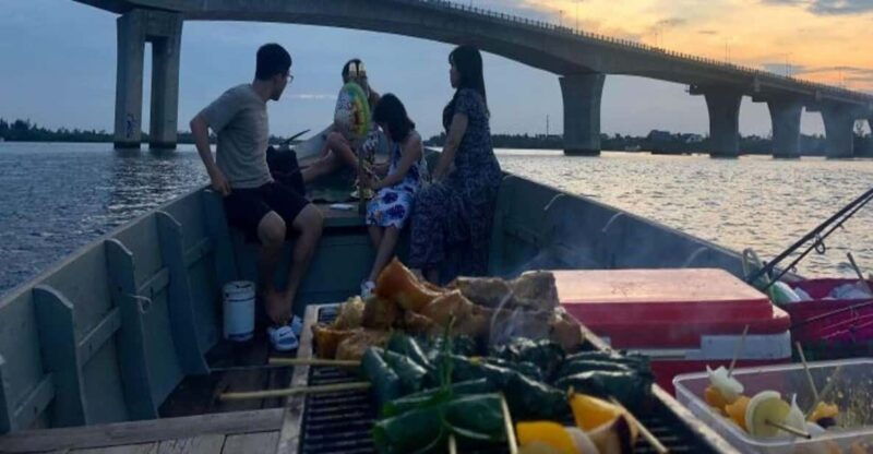 hoi-an-sunset-bbq-fishing-tour-with-locals-by-boat-cruise