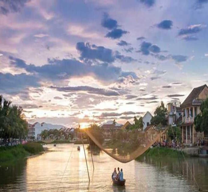 hoi-an-sunset-bbq-fishing-tour-with-locals-by-boat-cruise