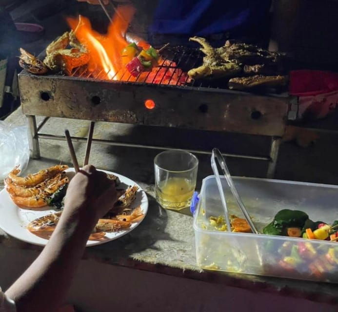 hoi-an-sunset-bbq-fishing-tour-with-locals-by-boat-cruise