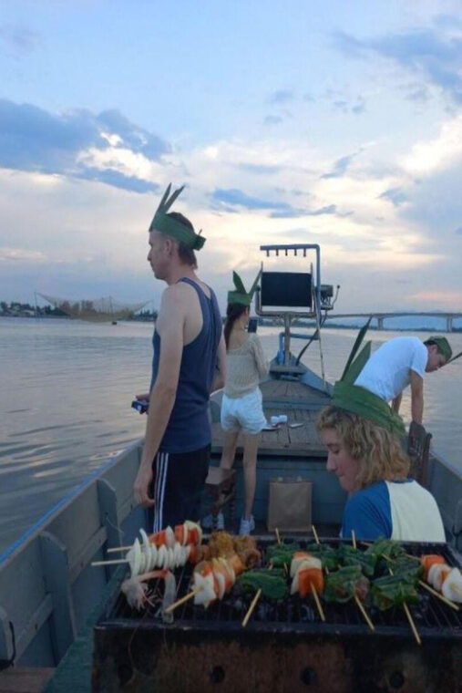 hoi-an-sunset-bbq-fishing-tour-with-locals-by-boat-cruise