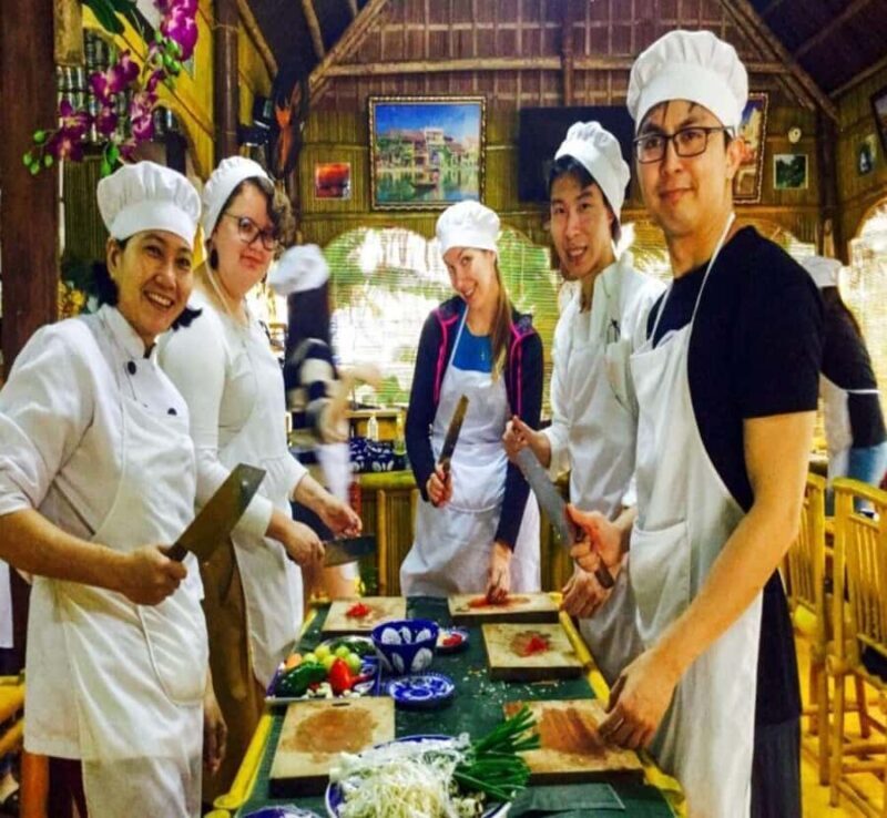 Hoi An Traditional Cooking Class with hotel Transfer - Why This Experience Offers Great Value