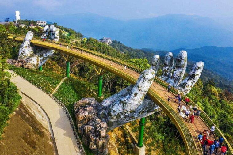 hoi-an-trip-to-golden-bridge-lady-buddha-marble-mountain