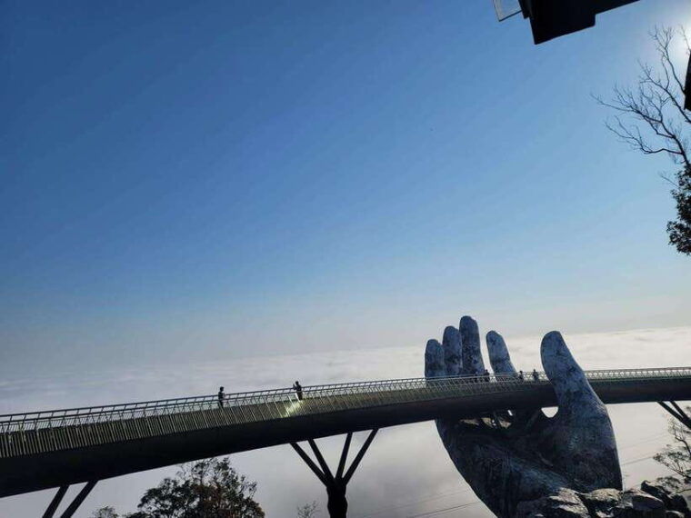 hoi-an-trip-to-golden-bridge-lady-buddha-marble-mountain