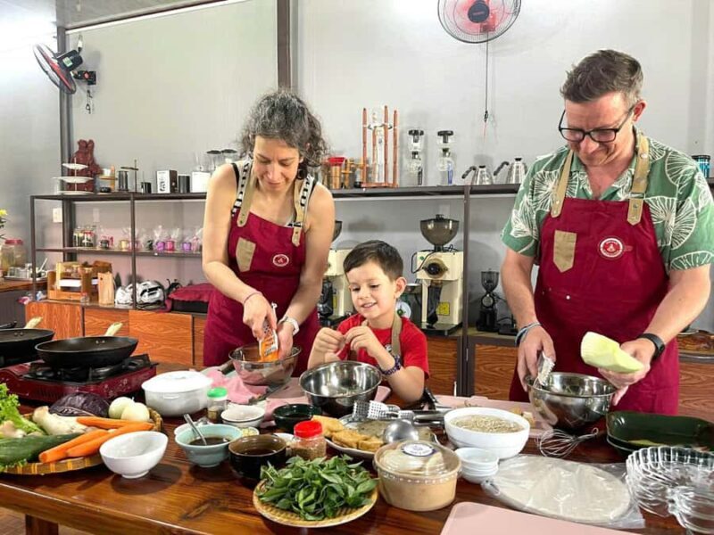 Hoi an: Vegan Cooking Class with Lantern-Making - Key Points