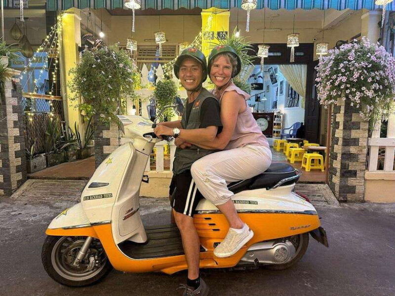 hoi-an-vespa-food-tour-taste-authentic-vietnamese-flavors