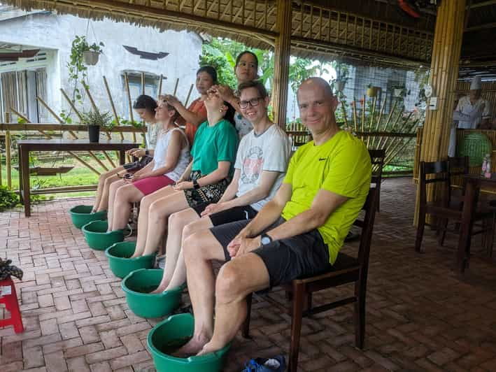 hoi-an-walking-by-night-lantern-festival-foot-massage