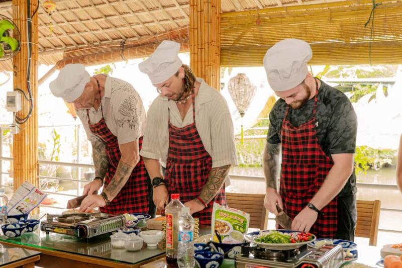 Hoi An:Visit Local Market,Coconut Boat Riding& Cooking Class - Authenticity and Local Touches