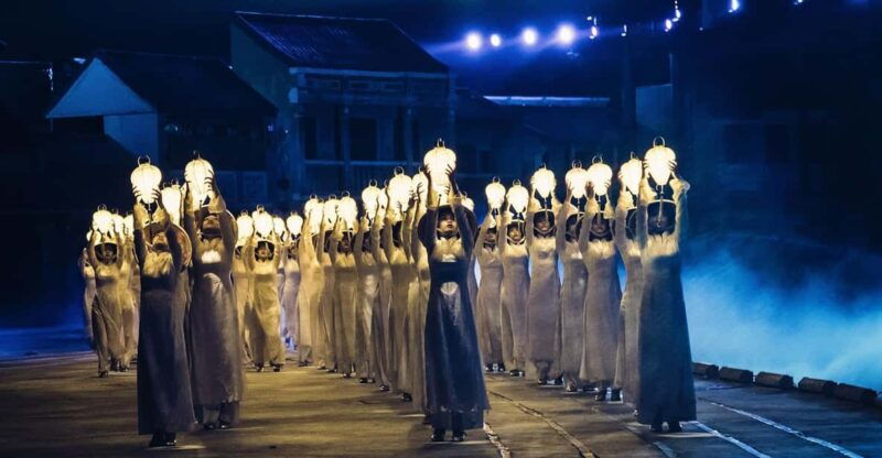 hoian-memories-land-expore-the-best-show-in-the-world