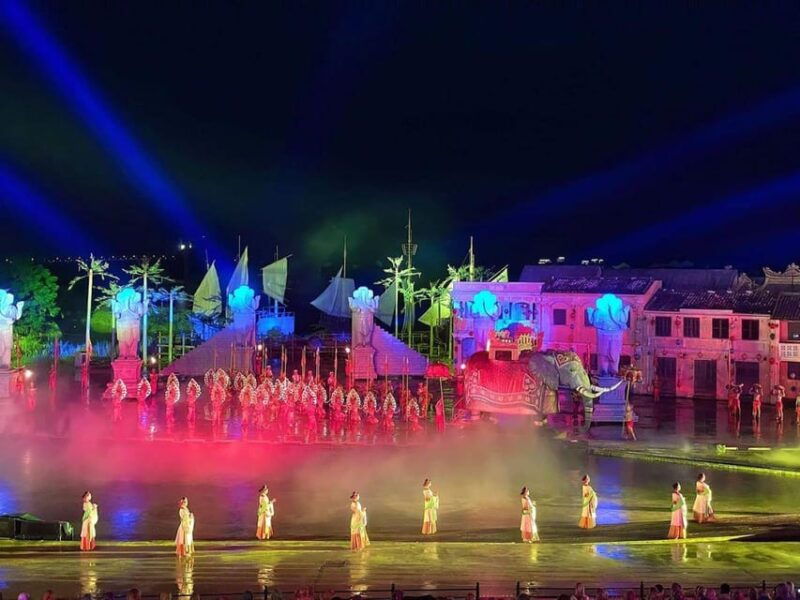 hoian-memories-land-expore-the-best-show-in-the-world