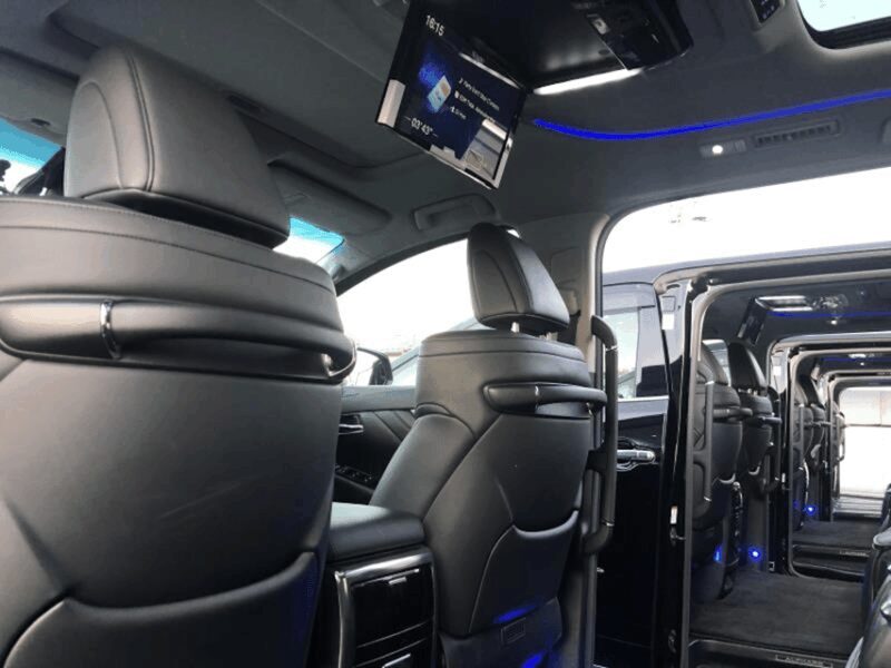 Hokkaido 10-hour chartered day tripFurano - Key Points