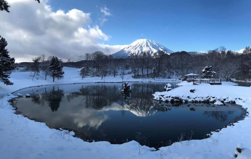 Hokkaido: Noboribetsu & Lake Toya Day Trip to Snow Paradise - An In-Depth Look at the Hokkaido Snow Paradise Day Trip