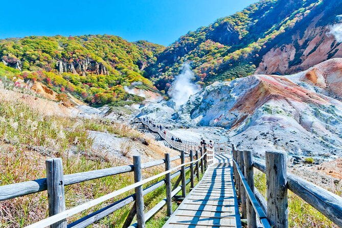 hokkaido-noboribetsu-lake-toya-otaru-panoramic-tour-from-sapporo