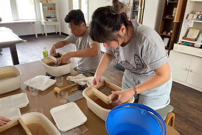 hokkaido-paper-making-experience-with-a-japanese-paper-craftsman