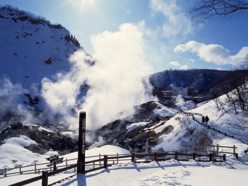 hokkaido-sappronoboribetsu-lake-toya-one-day-tour