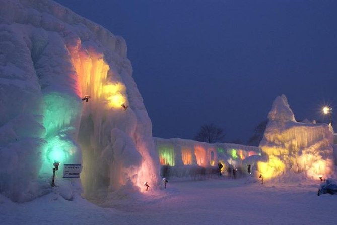 hokkaidos-winter-awe-inspiring-drift-ice-sounkyo-ice-sculpture