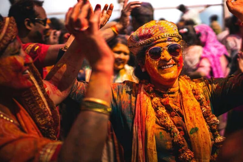 Holi Celebration Day Trip to Mathura & Vrindavan with Guide - Exploring the Itinerary: What You Can Expect