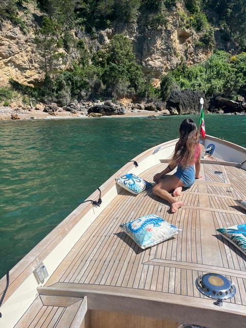 holiday-gulf-of-poets-boat-tour-and-tasting