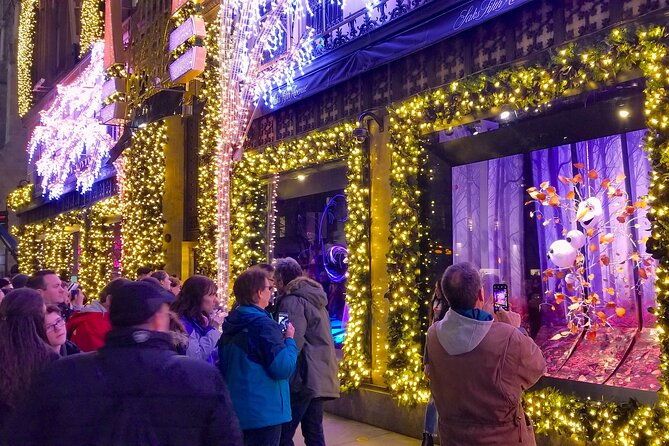 holiday-lights-extravaganza-walking-tour