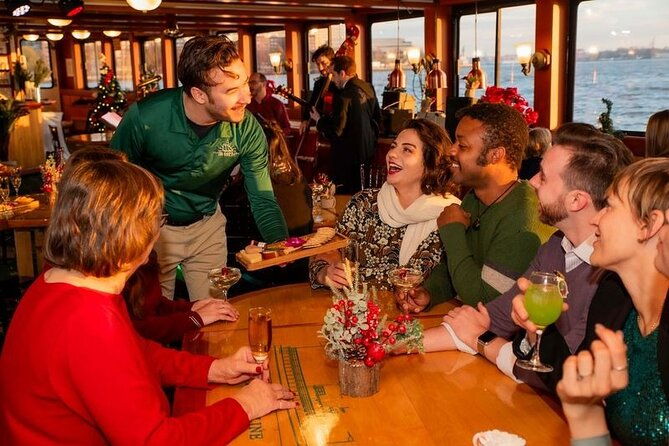 holiday-sunset-cruise-in-boston-harbor