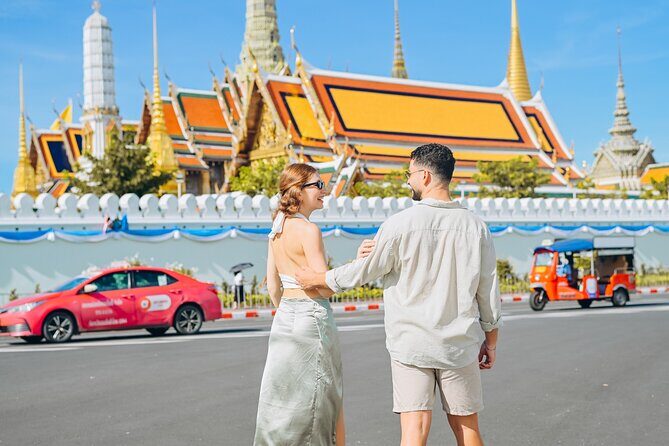 Holiday Travel Photoshoot in Bangkok - Key Points