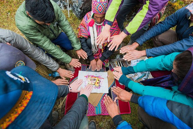 holistic-sacred-trek-salkantay-to-machu-picchu-5-day