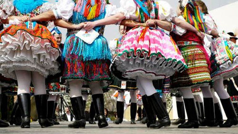 holloko-ethnographic-village-day-tour-from-budapest