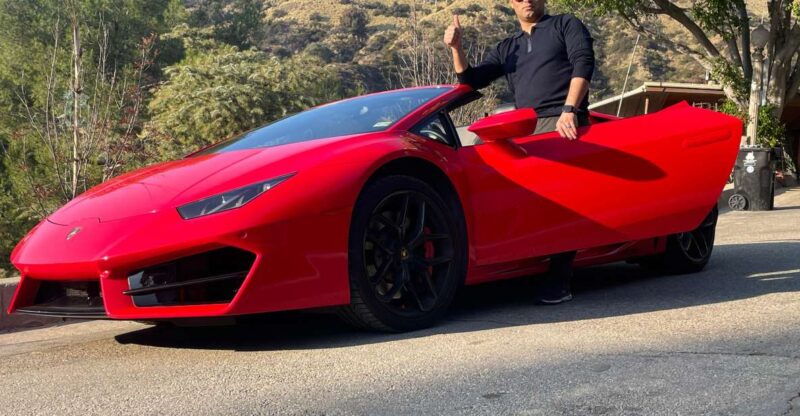 hollywood-sign-30-min-lamborghini-tour-drive-or-be-driven