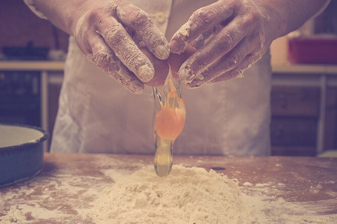 home-cooking-class-in-piedmont-tajarin-pasta-zabaglione-wine