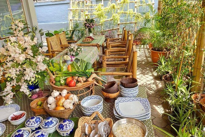 Home Style Family class with fruit carving and market tour - FAQs