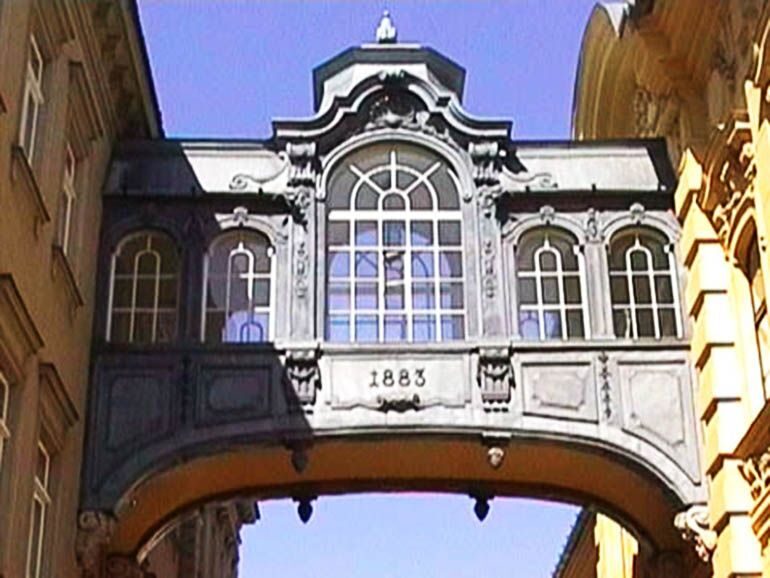 Home to Hungarian Paprika, Szeged private Tour from Budapest - Key Points