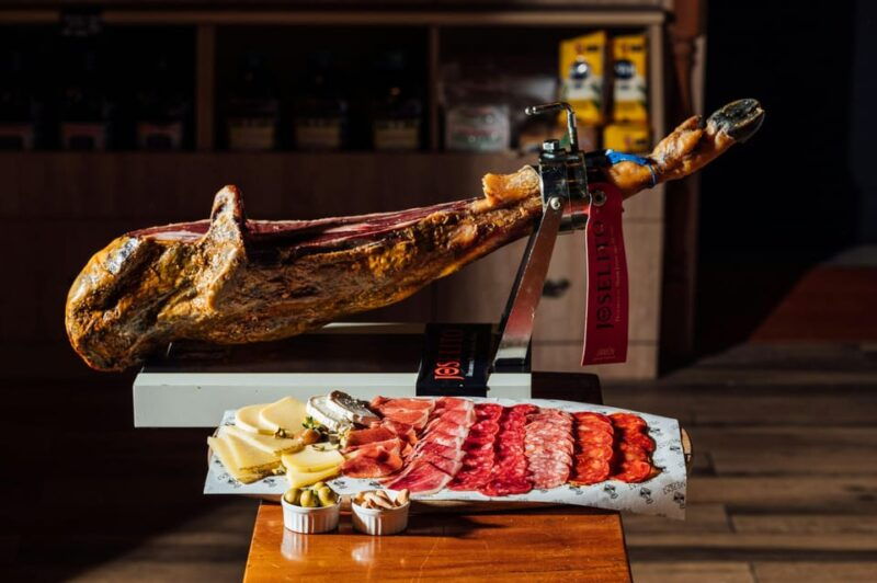 homemade-tapas-brunch-in-valencia-with-local-hosts