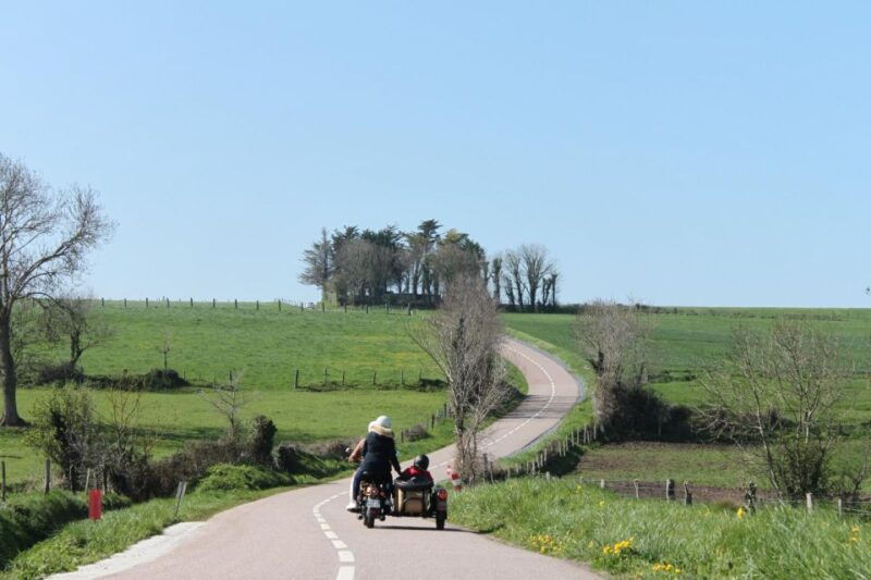 honfleur-deauville-private-half-day-sidecar-tour-3h30
