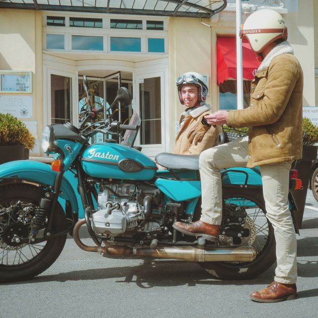 honfleur-private-guided-city-tour-by-vintage-sidecars