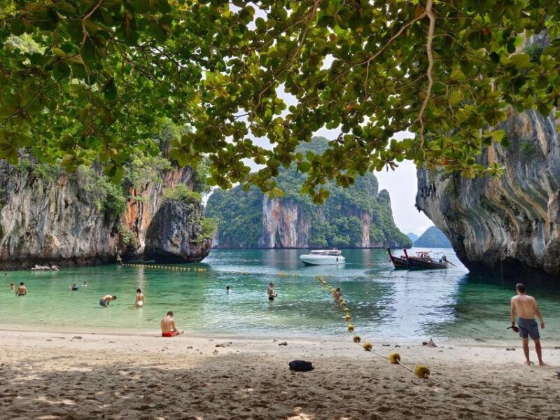 hong-island-sunrise-by-speed-boat-from-phuket