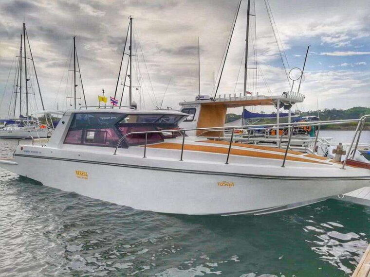 hong-islands-4-islands-private-trip-by-luxury-speed-boat