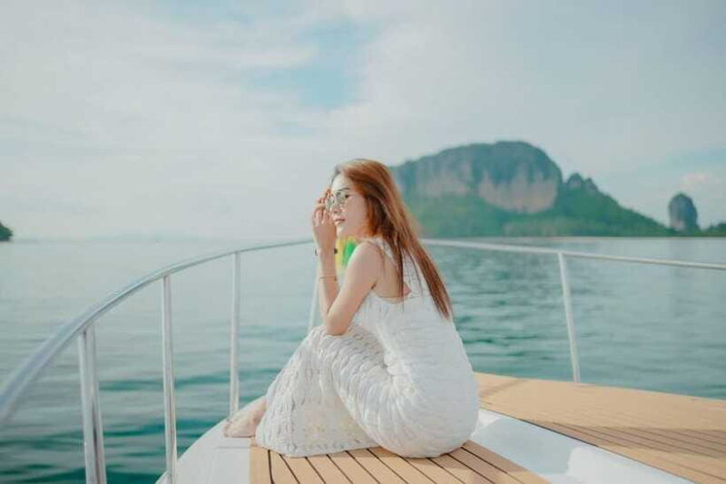 hong-islands-4-islands-sunset-trip-by-luxury-speed-boat
