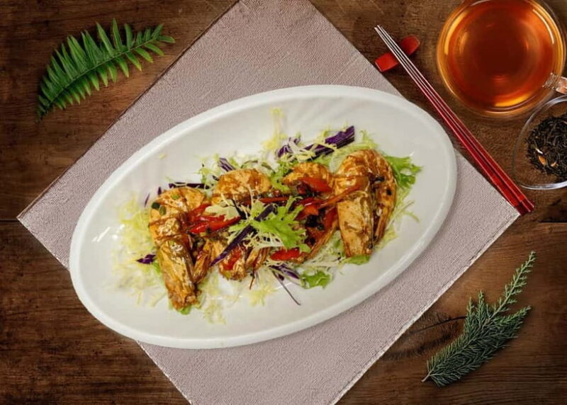 Hong Kong: Aberdeen Fishing Heritage Tour with Seafood Feast - Key Points