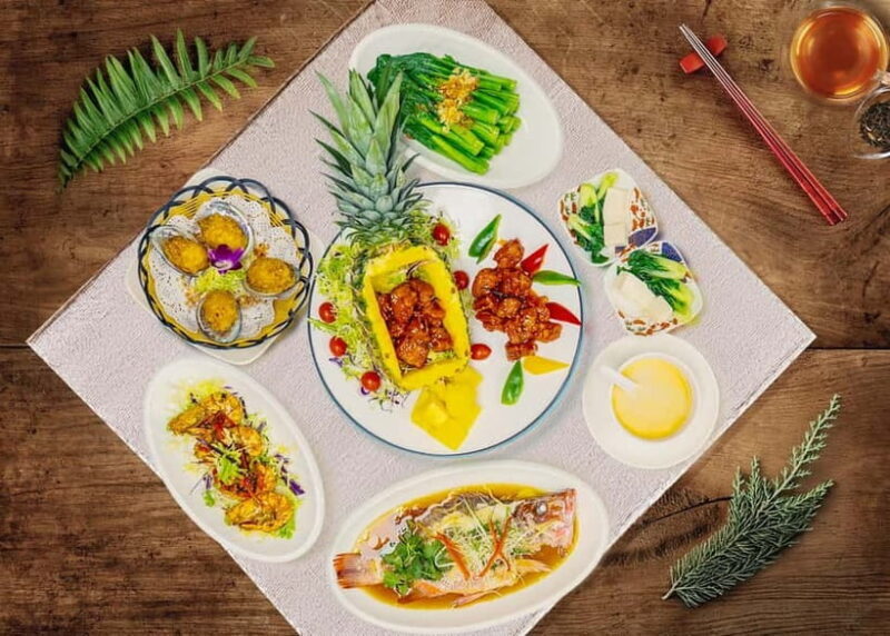 Hong Kong: Aberdeen Fishing Heritage Tour with Seafood Feast - Why This Tour Works Well