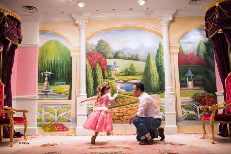 hong-kong-disneyland-bibbidi-bobbidi-boutique-package
