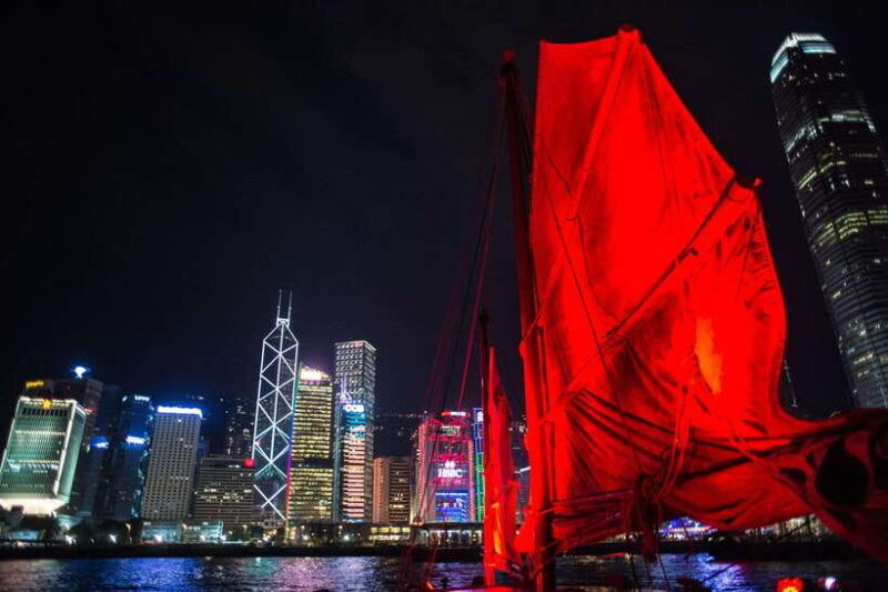 hong-kong-dukling-antique-boat-tour-in-victoria-harbour