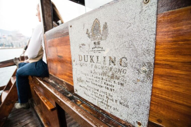 hong-kong-dukling-antique-boat-tour-in-victoria-harbour